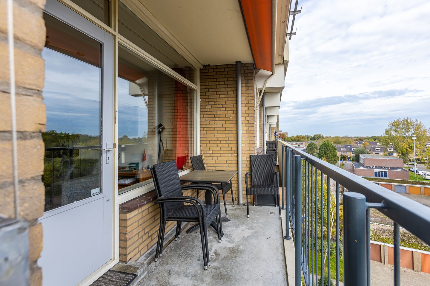 Foto 19 van Henry Dunantlaan 44