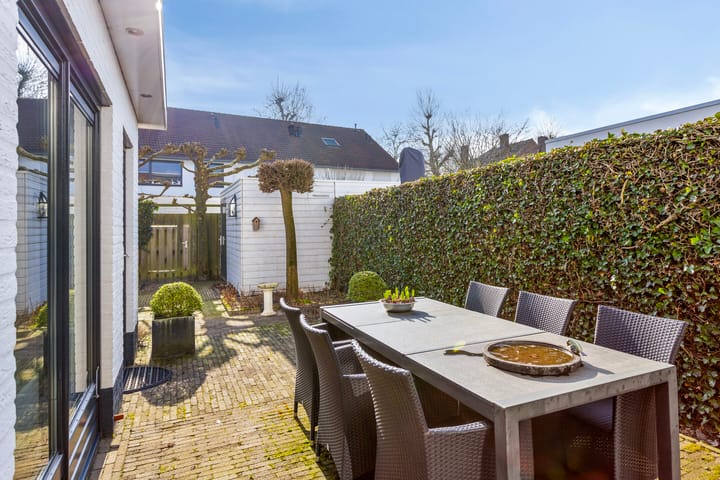 Foto 3 van Willem Alexanderhof 43