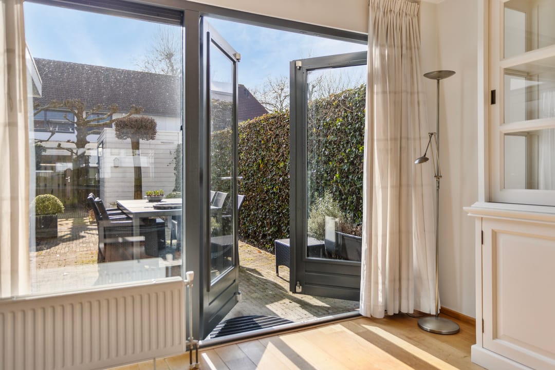 Foto 8 van Willem Alexanderhof 43