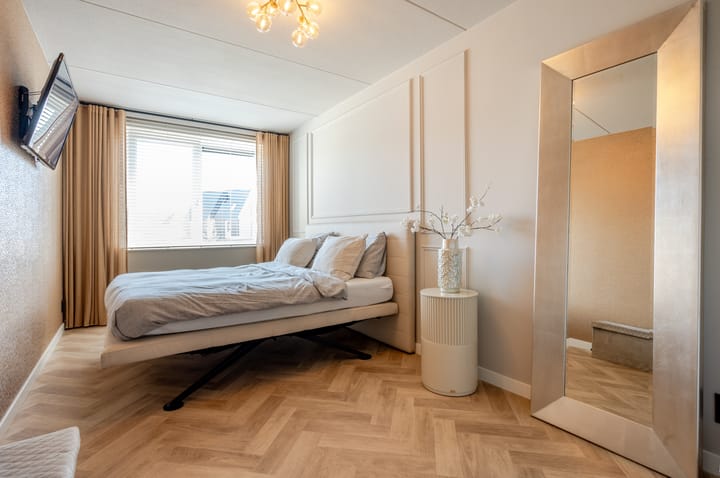 Foto 15 van Spaanderbank 4