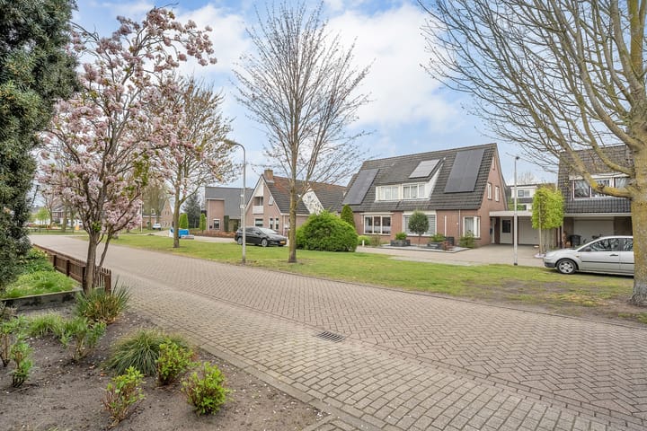 Foto 4 van Baron Mackaystraat 26