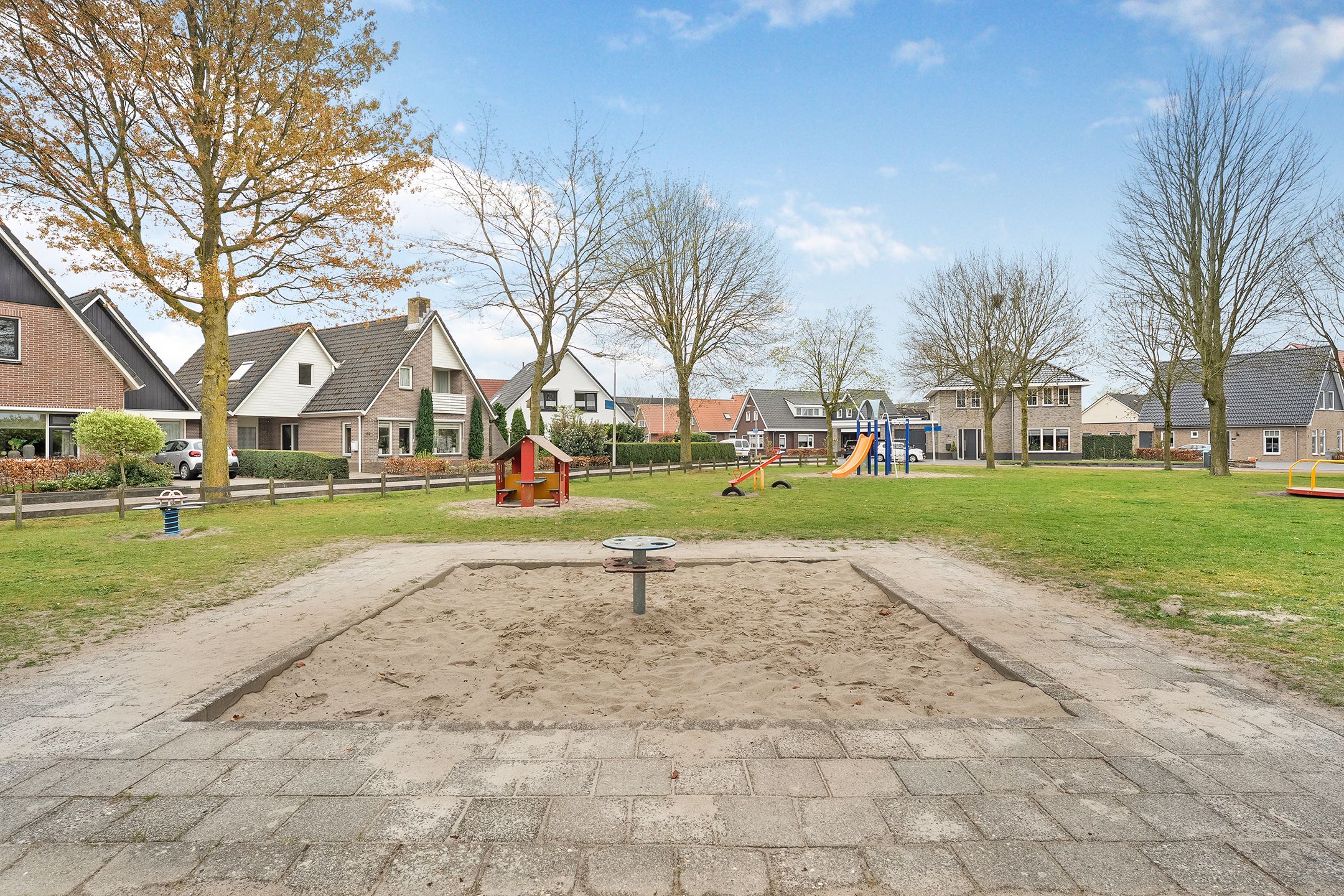 Photo 6 of Baron Mackaystraat 26