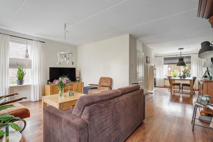 Photo 15 of Baron Mackaystraat 26