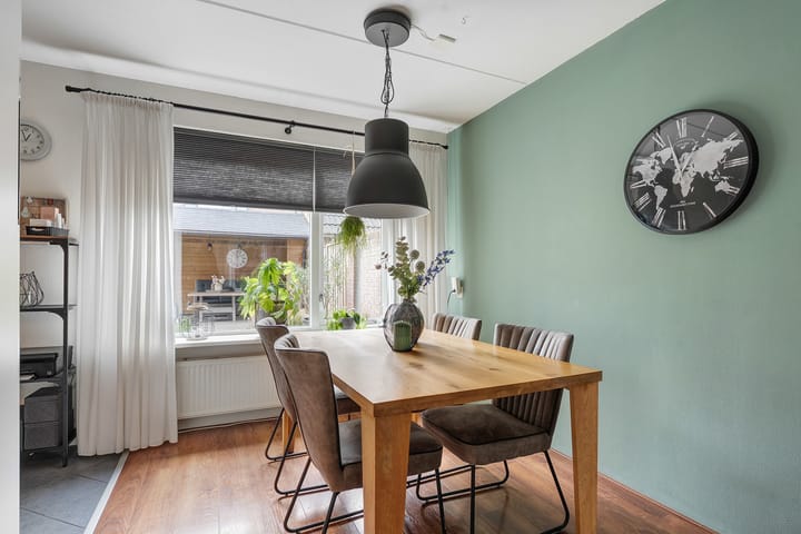 Photo 16 of Baron Mackaystraat 26