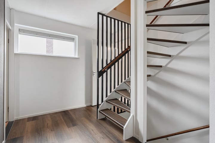 Photo 23 of Baron Mackaystraat 26