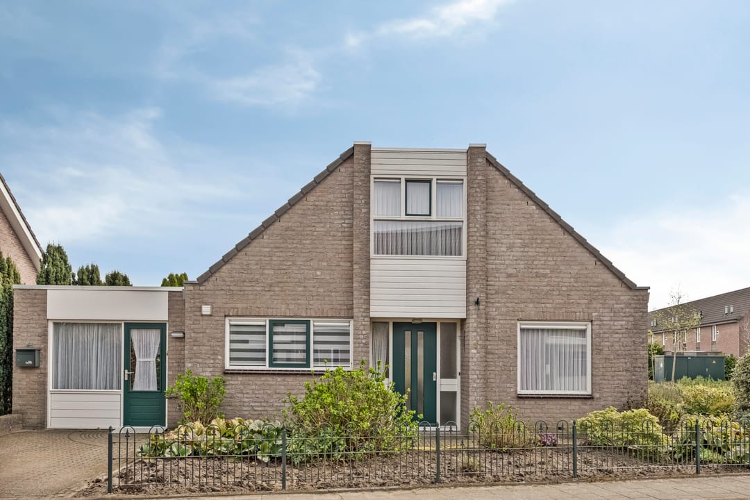 Foto 1 van Pastoor Smuldersstraat 3