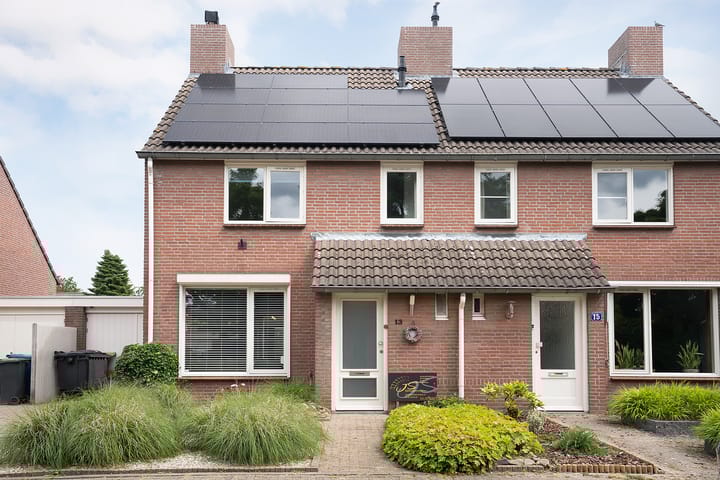 Foto 6 van Van den Waarsenburglaan 13