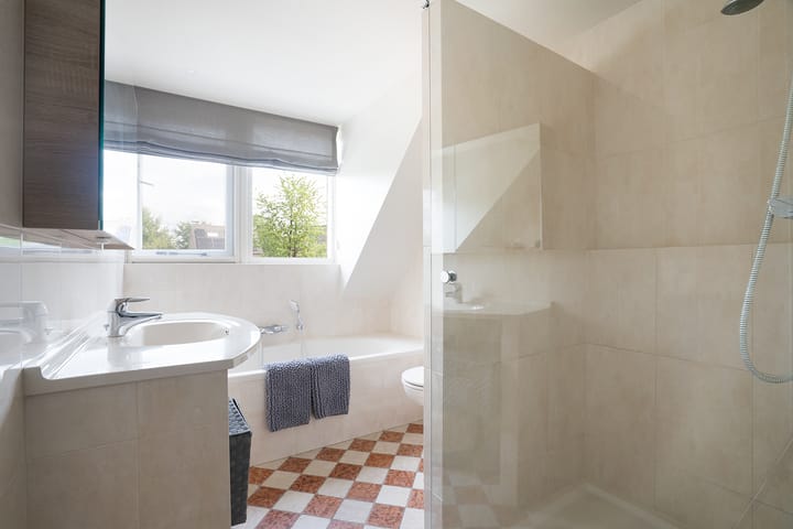 Foto 29 van Van den Waarsenburglaan 13