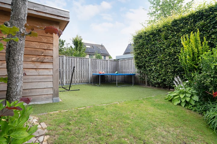 Foto 38 van Van den Waarsenburglaan 13