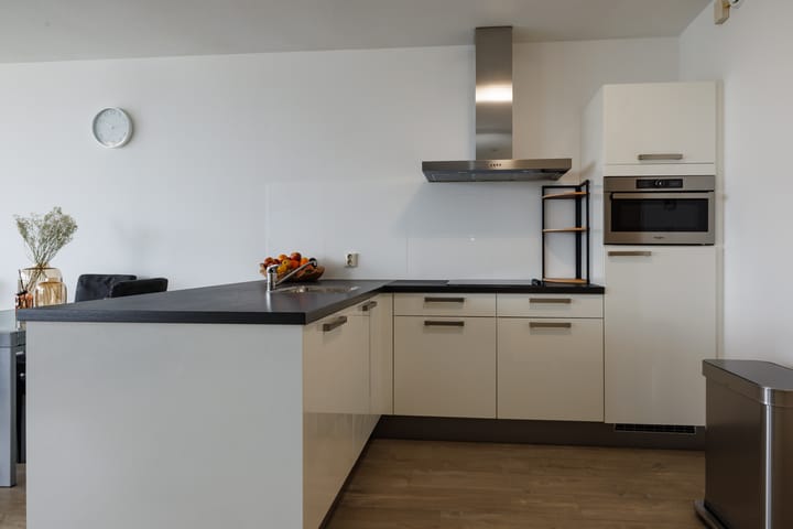 Foto 12 van Raadhuisplein 70