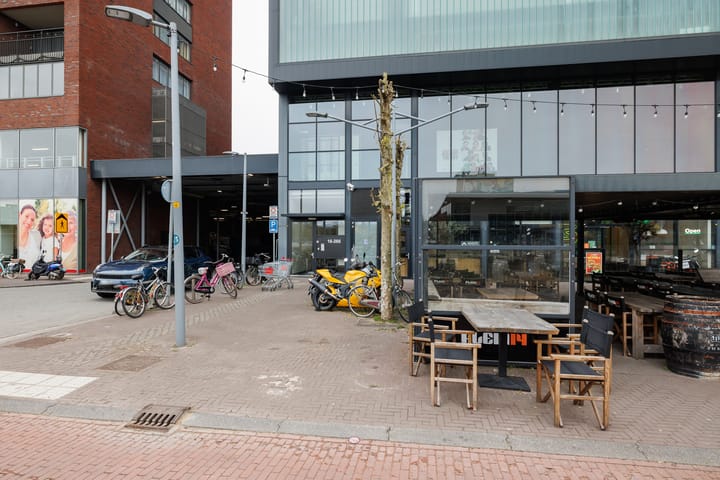 Foto 22 van Raadhuisplein 70