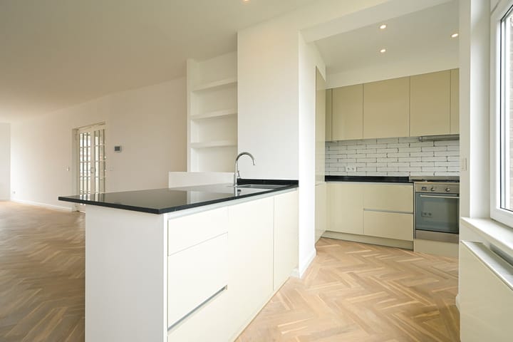 Foto 4 van Mient 561