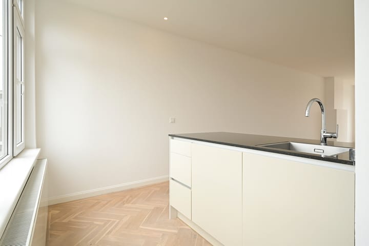 Foto 24 van Mient 561