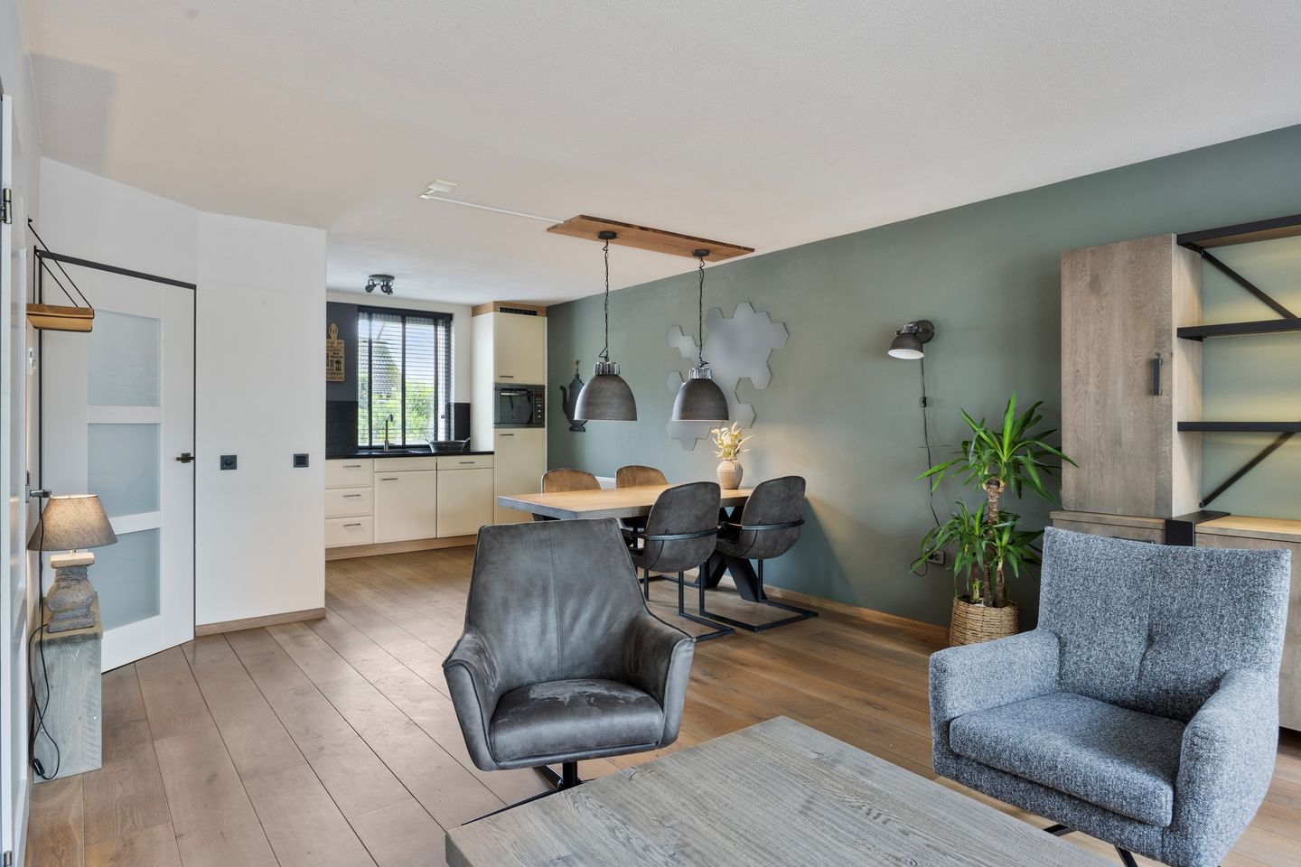 Foto 5 van Nervalaan 97