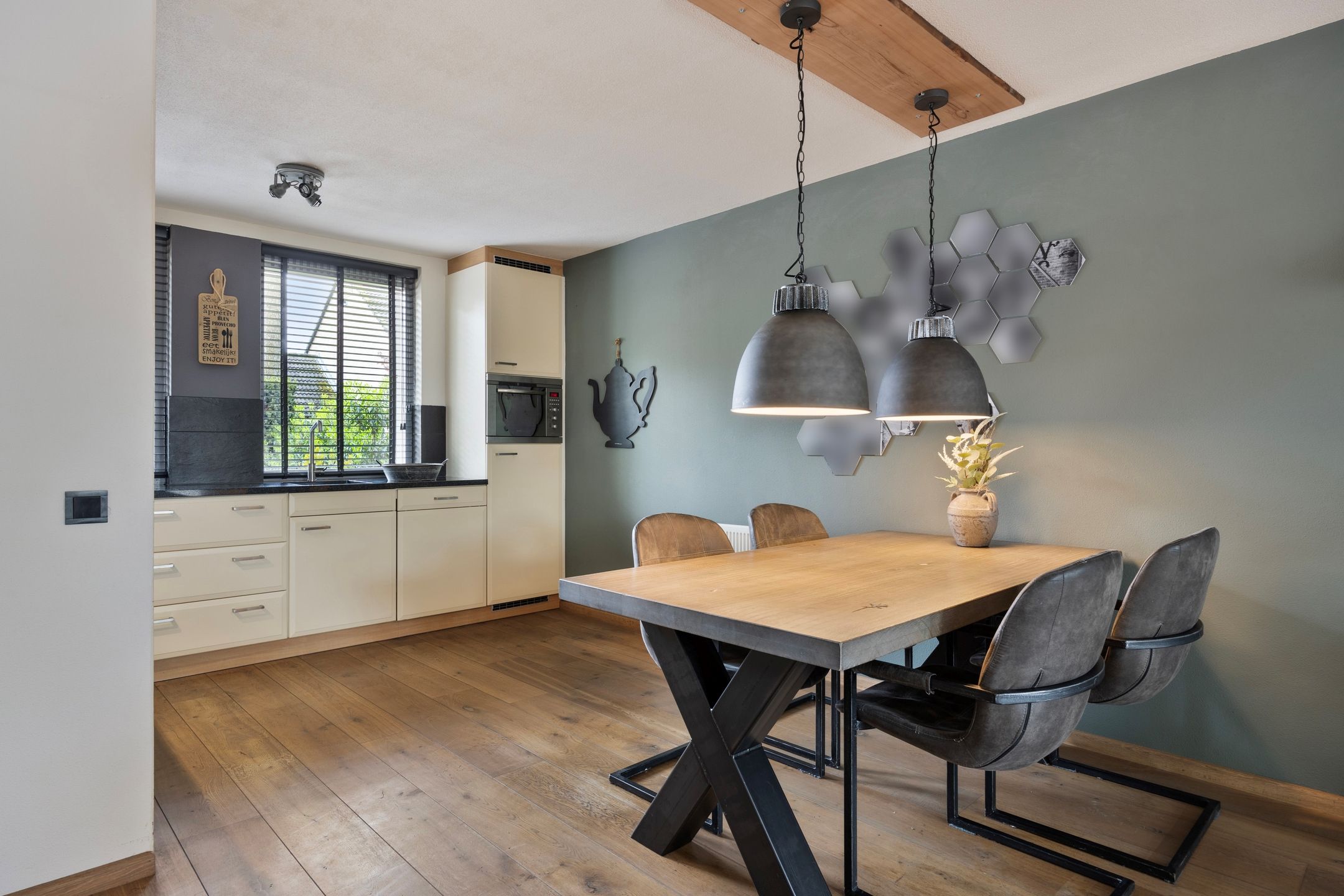 Foto 6 van Nervalaan 97