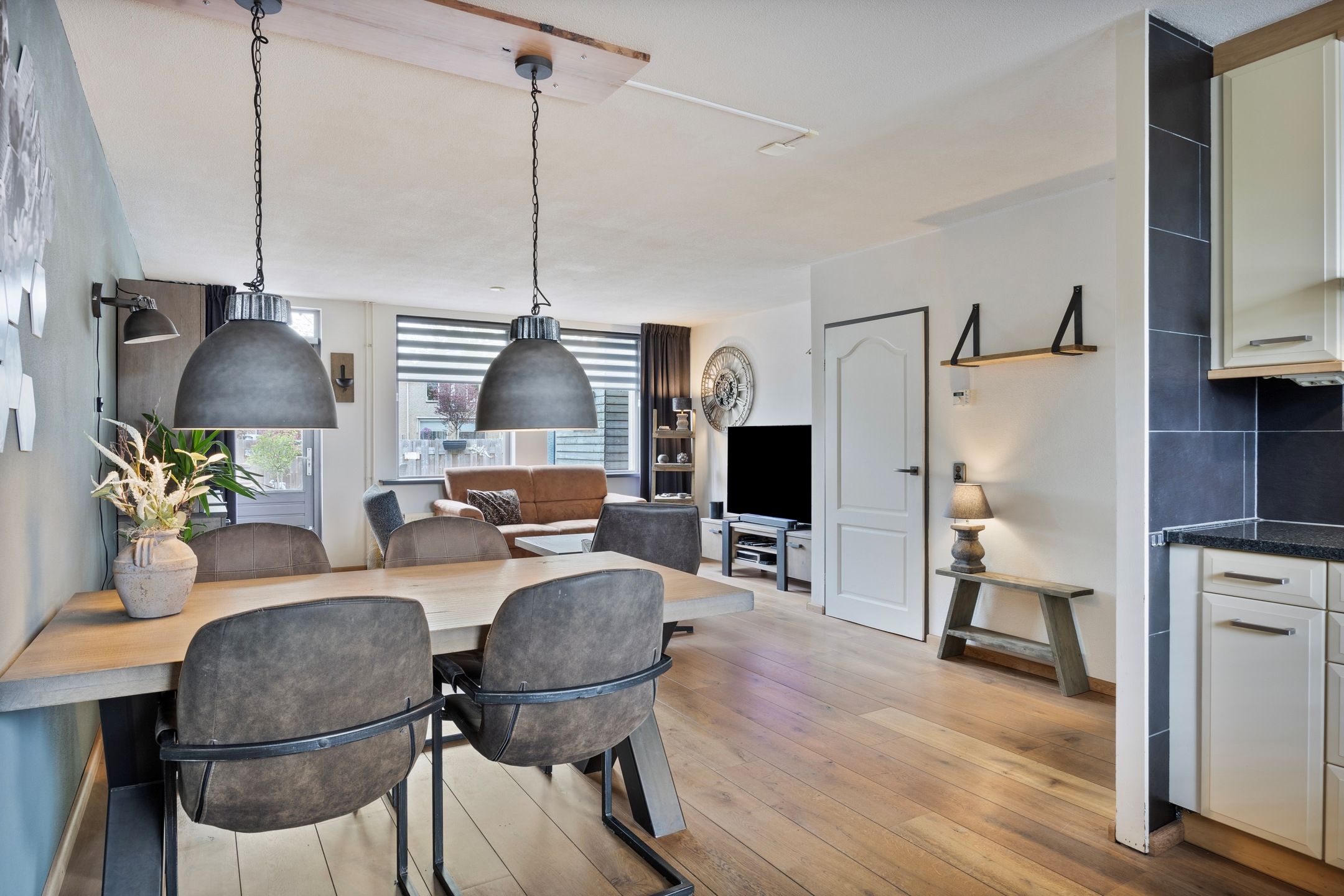 Foto 9 van Nervalaan 97