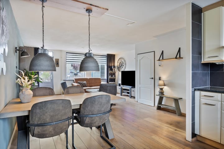 Foto 9 van Nervalaan 97