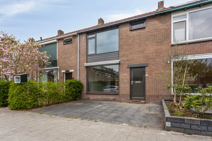 Foto 24 van Saturnusstraat 28