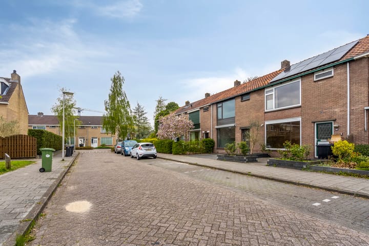 Foto 25 van Saturnusstraat 28