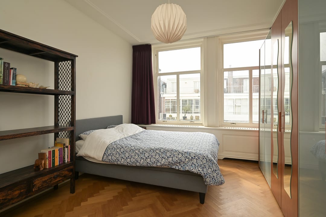 Foto 43 van Paramaribostraat 8