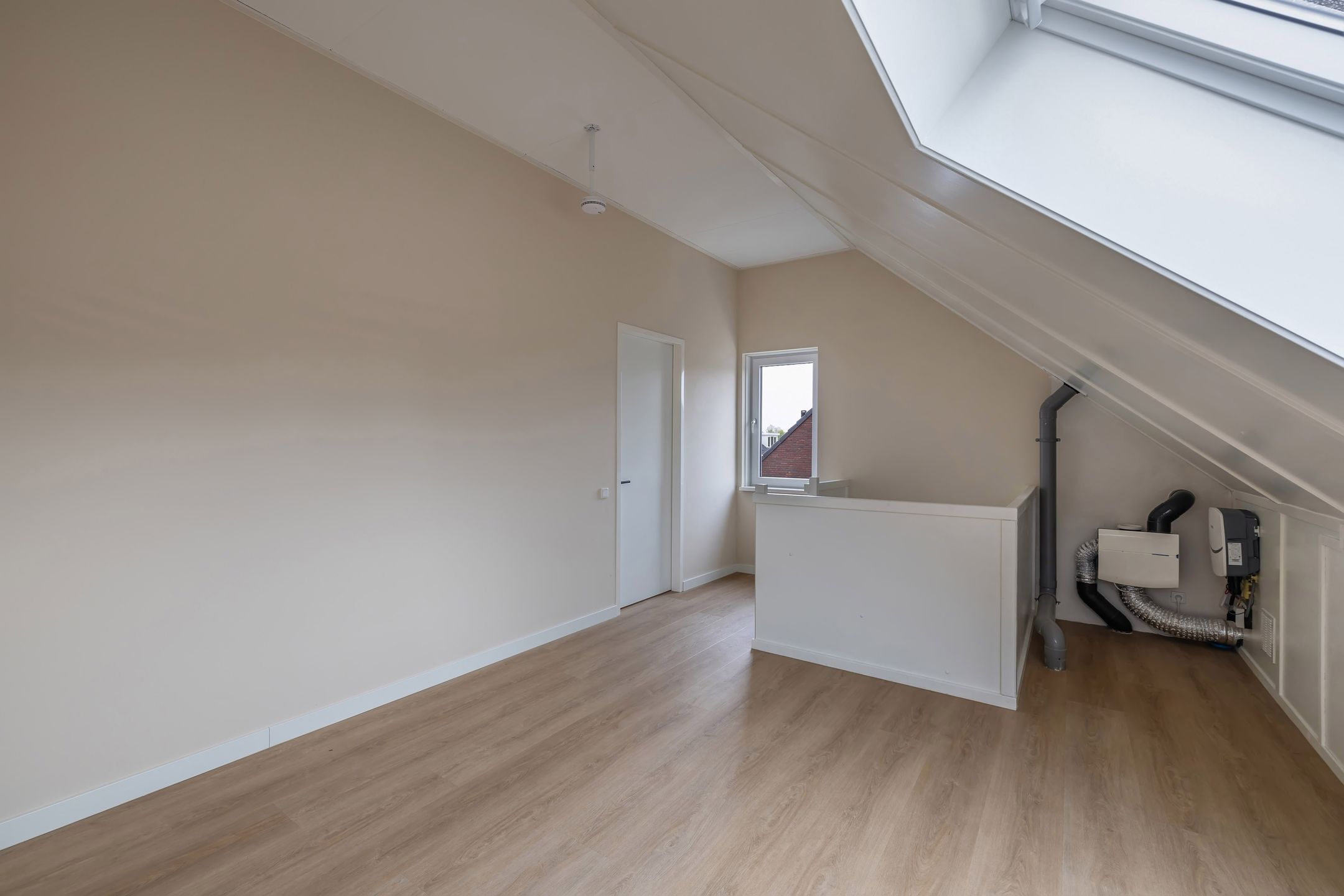 Photo 39 of Raatakker 4