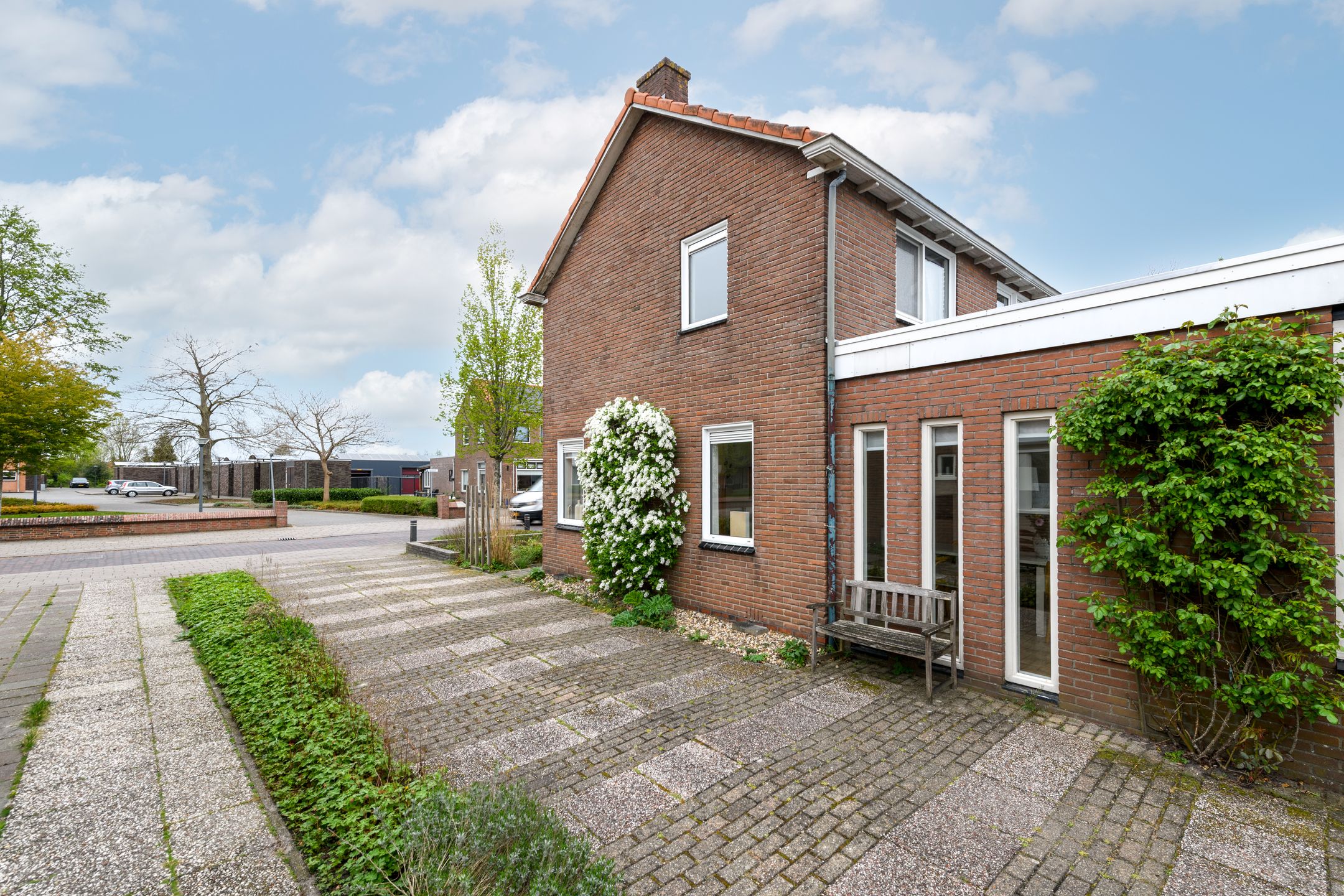 Photo 39 of Van Nijmegen Schonegevelstraat 5