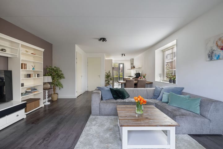 Photo 7 of Karper 29