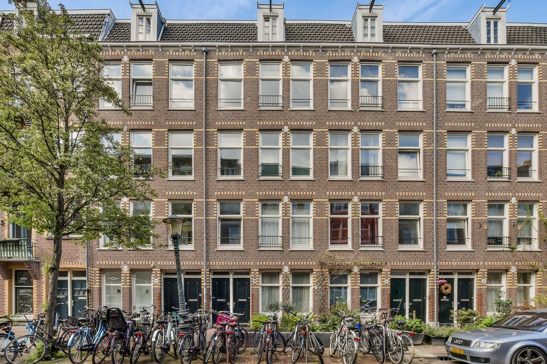 Photo 2 of Van Boetzelaerstraat 90-3