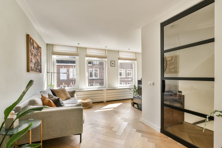 Foto 5 van Van Boetzelaerstraat 90-3