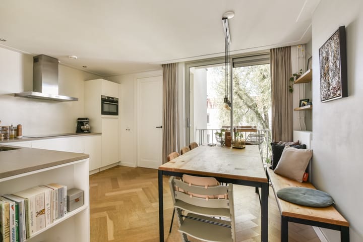 Foto 8 van Van Boetzelaerstraat 90-3