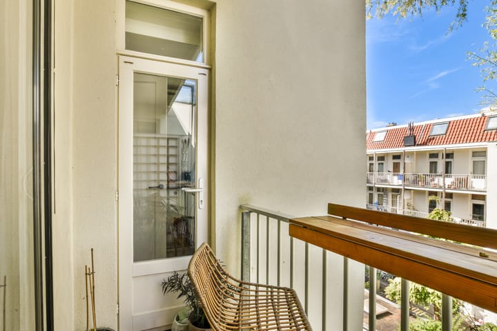 Foto 13 van Van Boetzelaerstraat 90-3