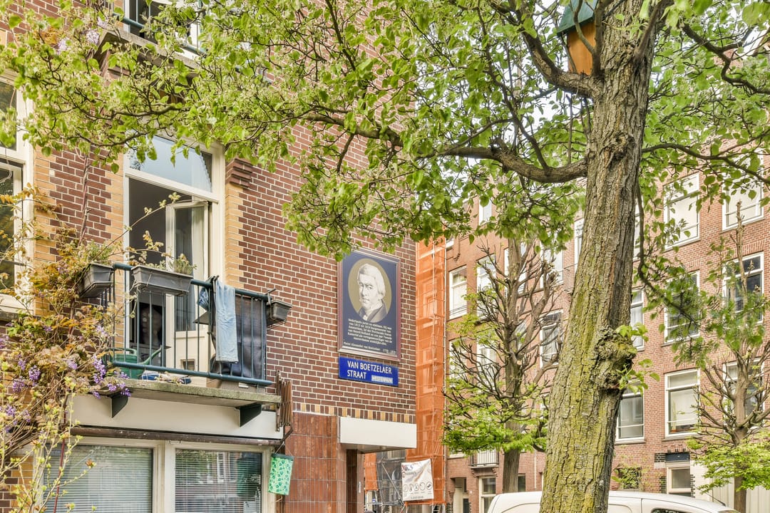 Photo 28 of Van Boetzelaerstraat 90-3