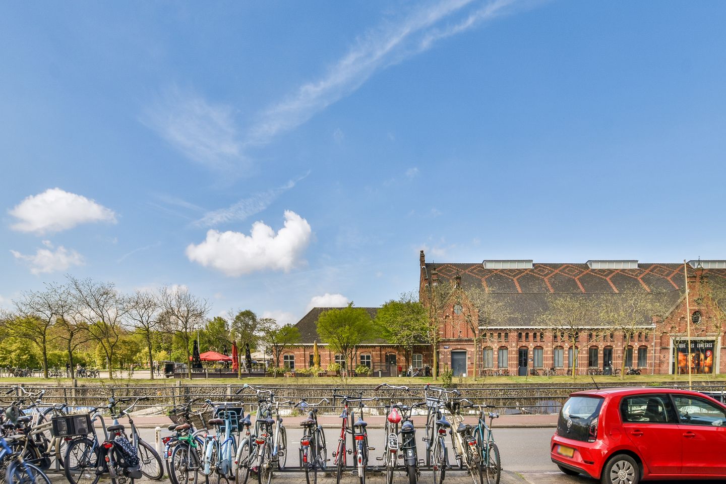 Photo 29 of Van Boetzelaerstraat 90-3