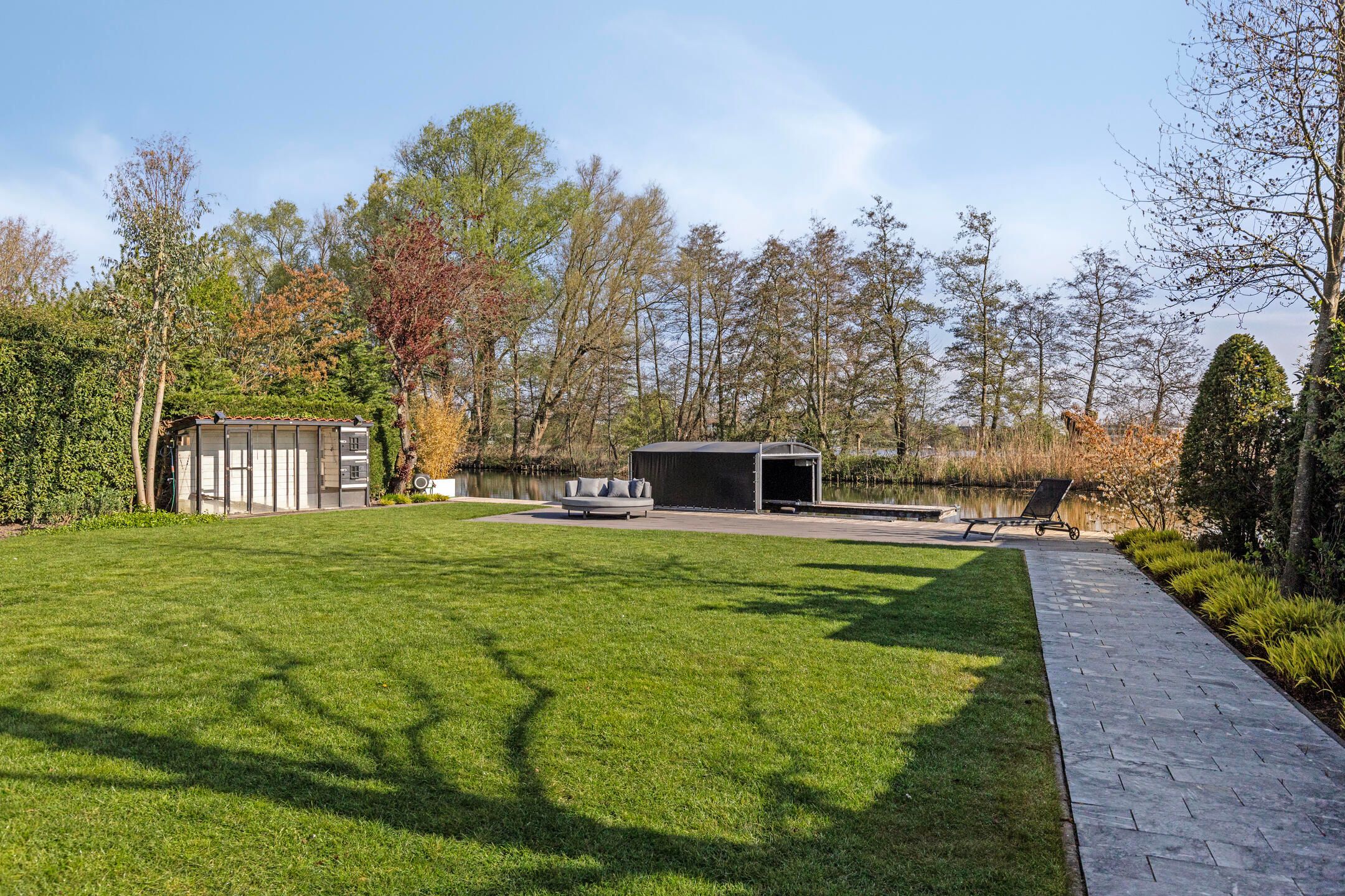 Foto 15 van Binnenmaasoever 18