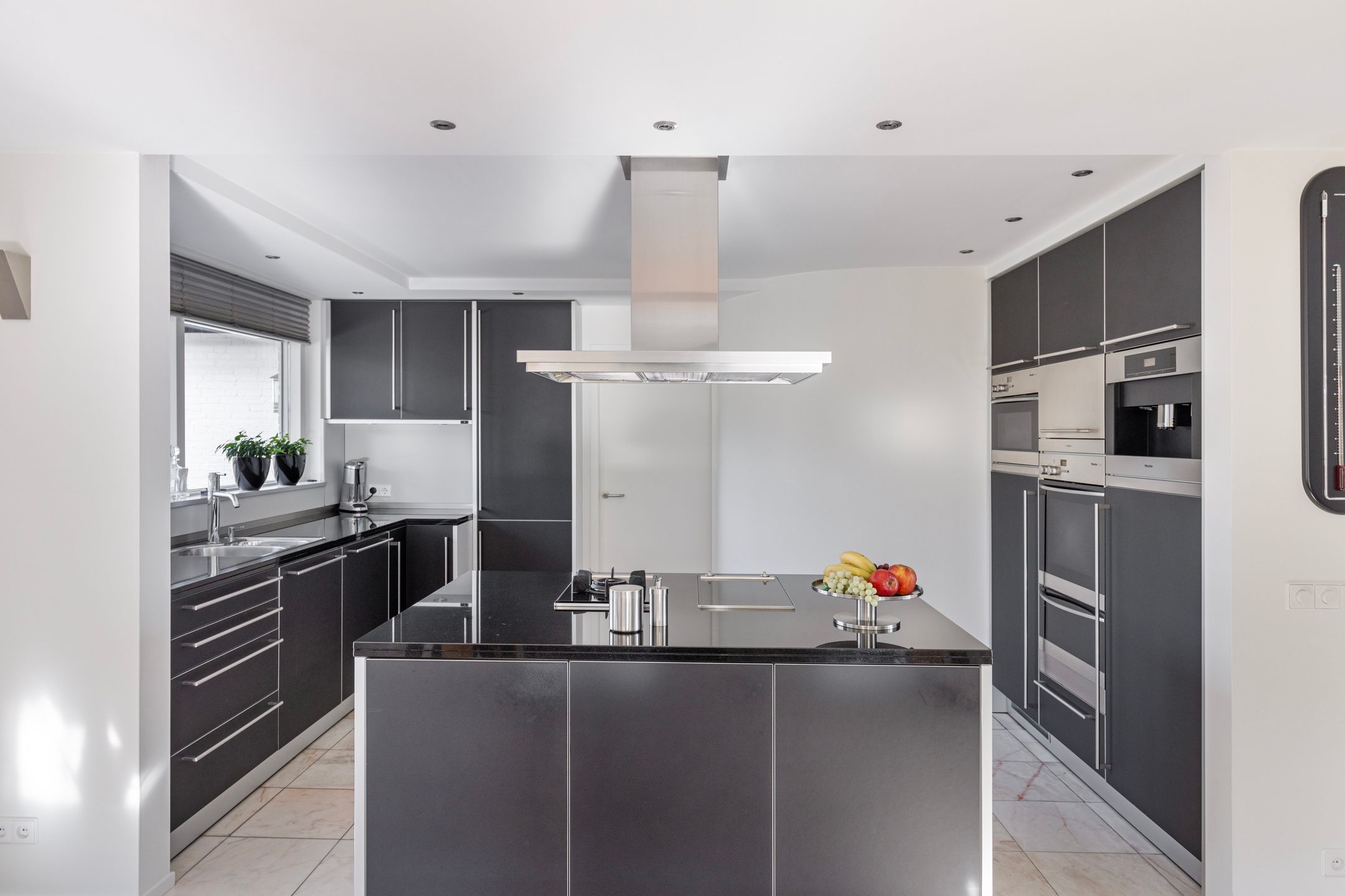 Foto 30 van Binnenmaasoever 18