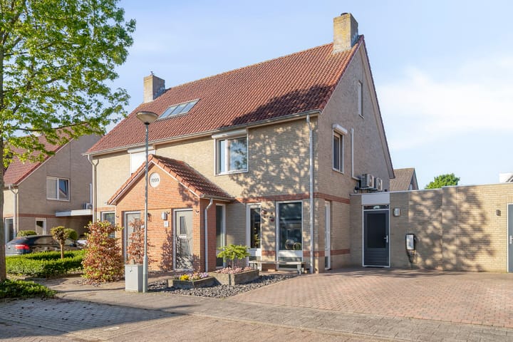 Foto 1 van Karel Appelstraat 19