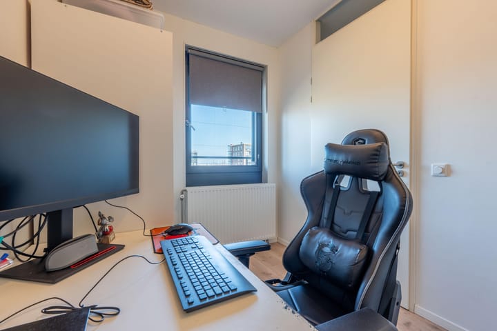 Foto 19 van Julius Pergerstraat 77