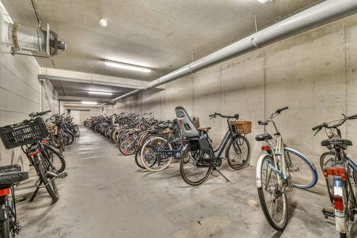 Foto 34 van Julius Pergerstraat 77