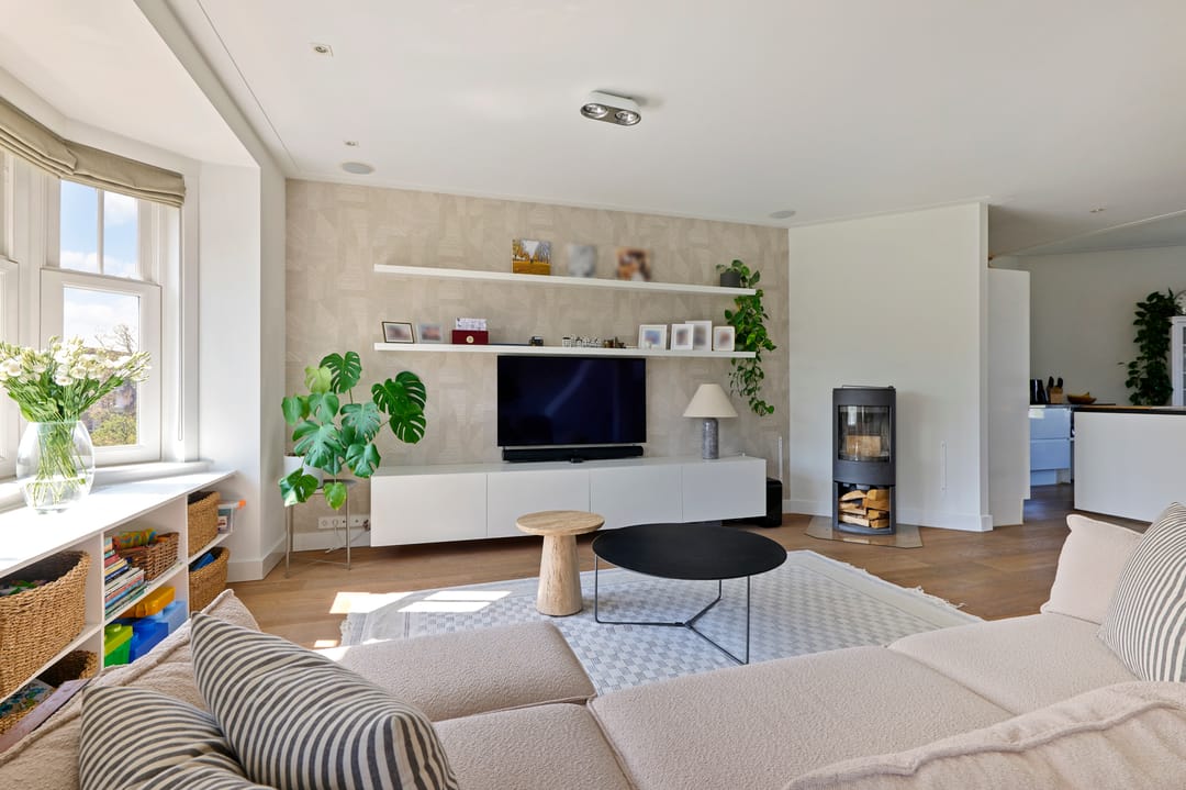 Foto 1 van Van Tuyll van Serooskerkenplein 44-3