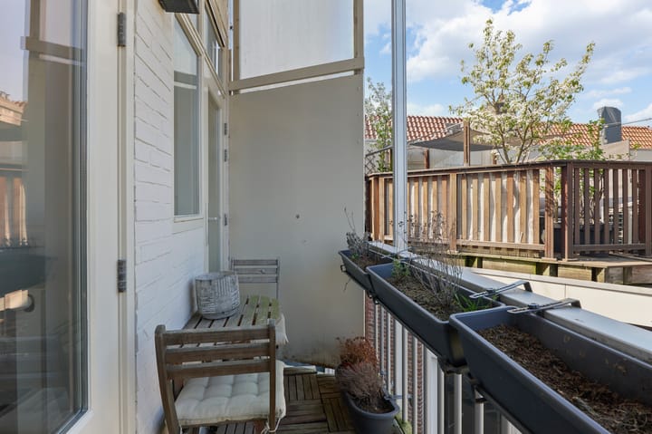 Foto 5 van Van Tuyll van Serooskerkenplein 44-3