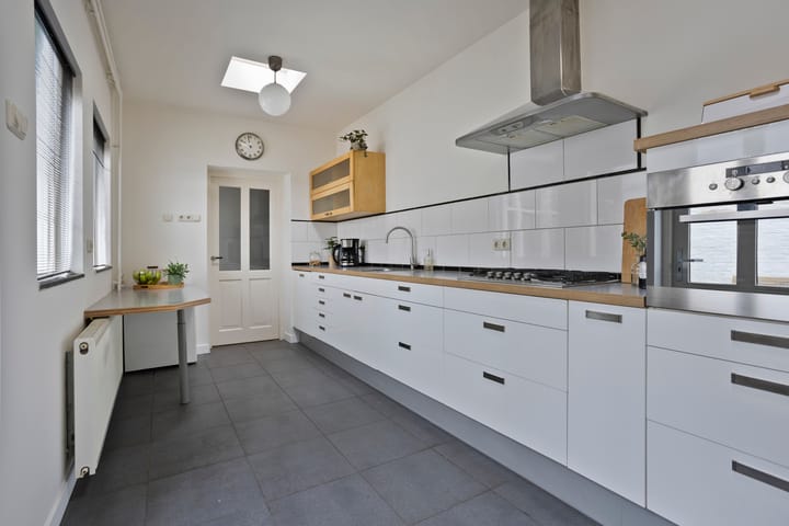 Photo 12 of Kerkakkerstraat 54