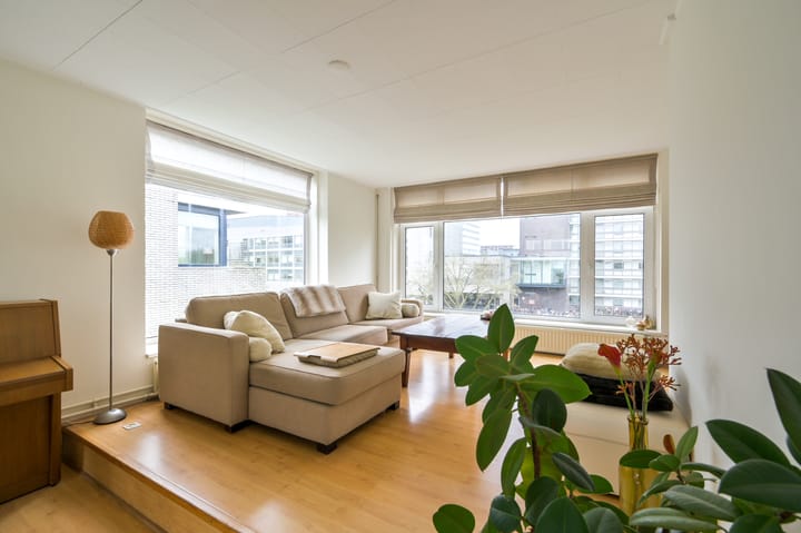 Foto 11 van Van Vollenhovenlaan 266