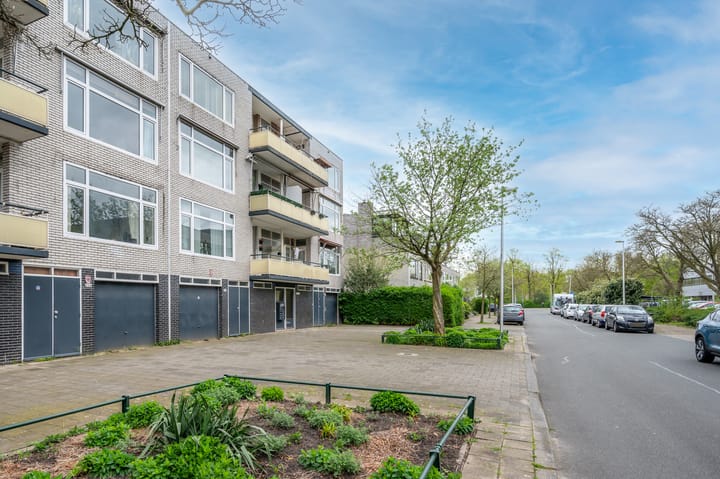 Foto 35 van Van Vollenhovenlaan 266