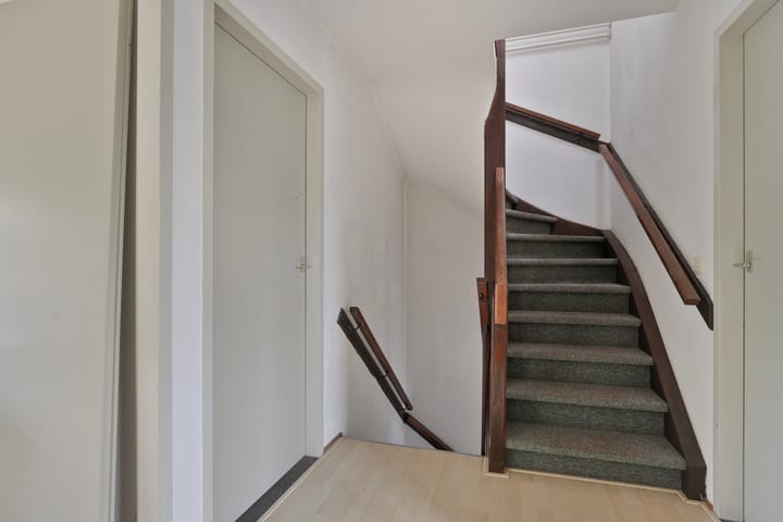 Photo 15 of Paulus Potterstraat 4