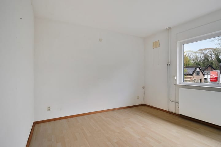 Photo 17 of Paulus Potterstraat 4