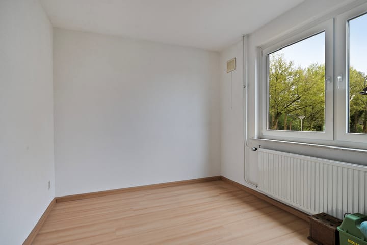 Photo 18 of Paulus Potterstraat 4