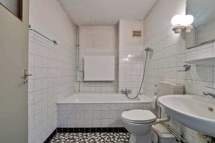 Photo 22 of Paulus Potterstraat 4