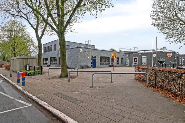 Photo 41 of Paulus Potterstraat 4