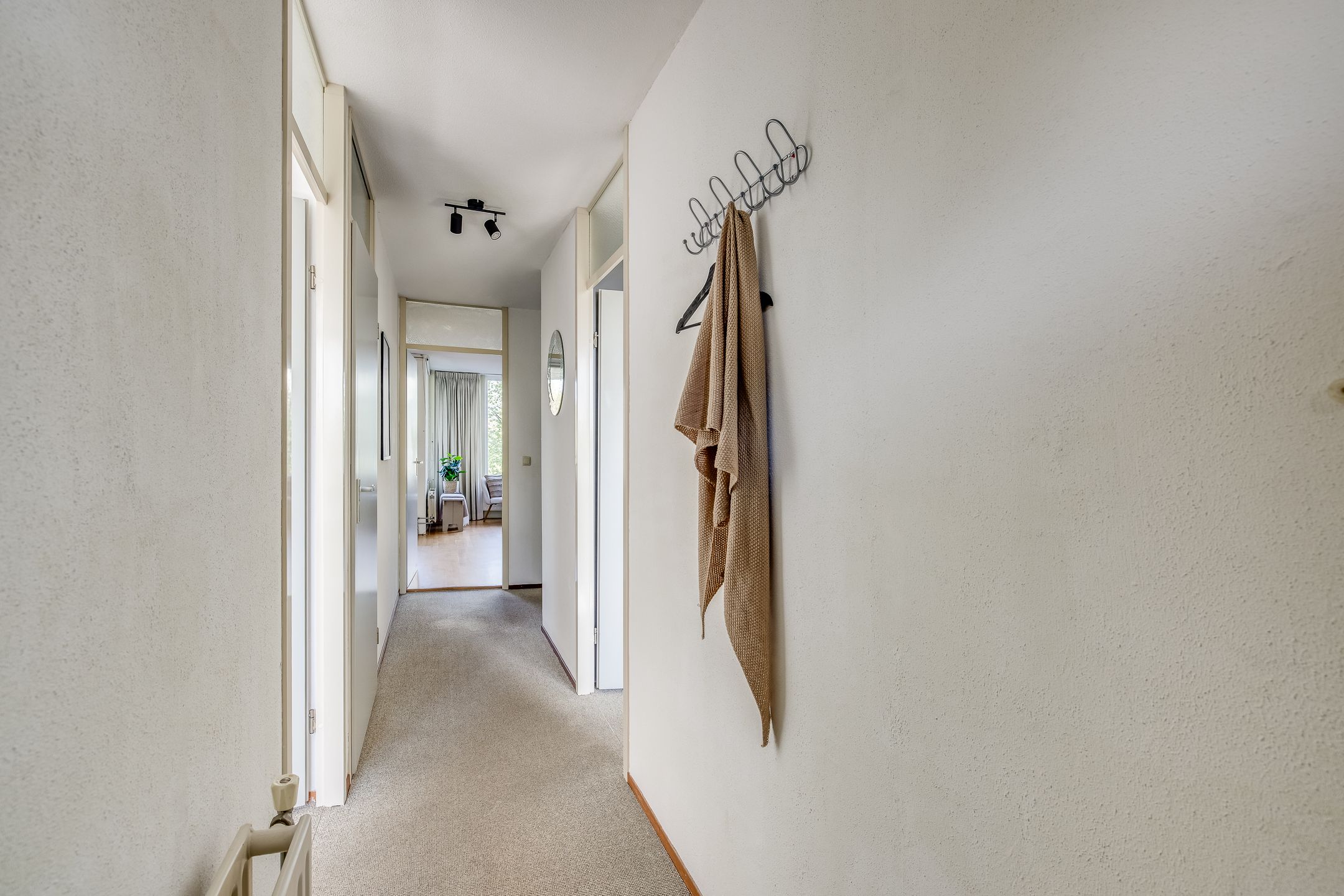 Foto 6 van Aartsbisschop Romerostraat 227