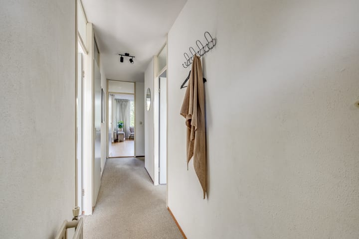 Foto 6 van Aartsbisschop Romerostraat 227